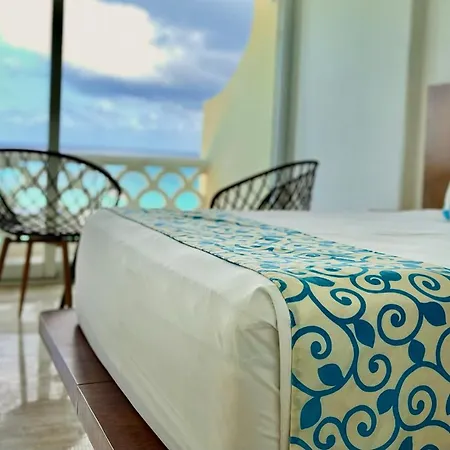 Ova Apartments Cancun
